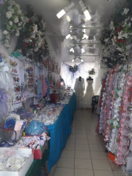 Продаётся свадебный магазин ролетного типа